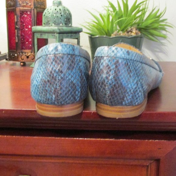 Blue Faux Snakeskin Flats - Picture 4 of 10